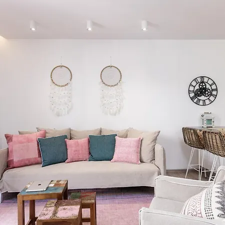 Kristin's Maisonette - Roof Terrace & Sauna Holiday home *