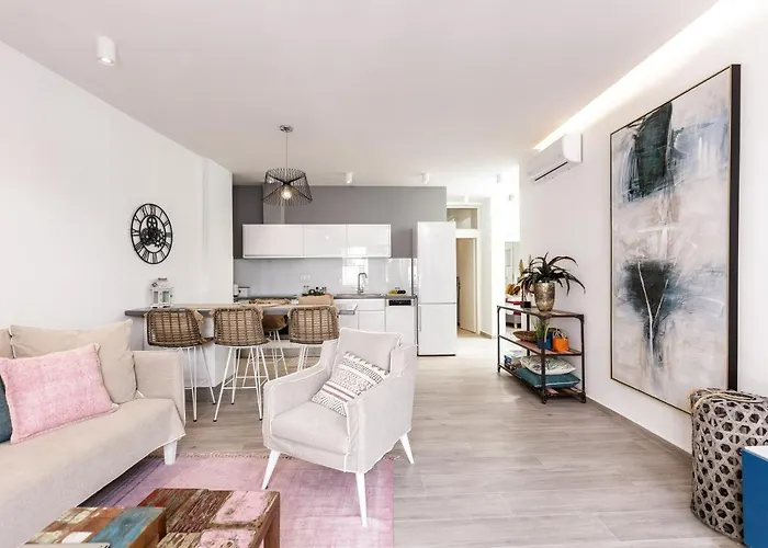 Kristin's Maisonette - Roof Terrace & Sauna