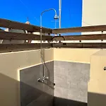 Kristin's Maisonette - Roof Terrace & Sauna העיירה רתימנו