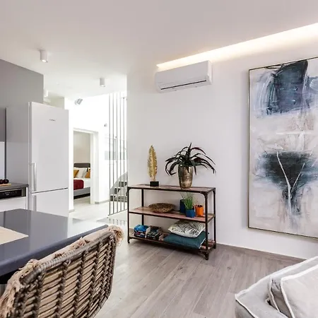 Kristin's Maisonette - Roof Terrace & Sauna *