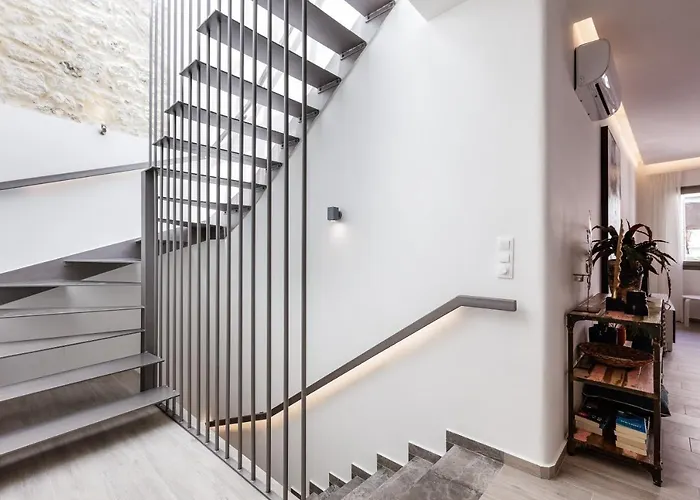 Kristin's Maisonette - Roof Terrace & Sauna * Resmo